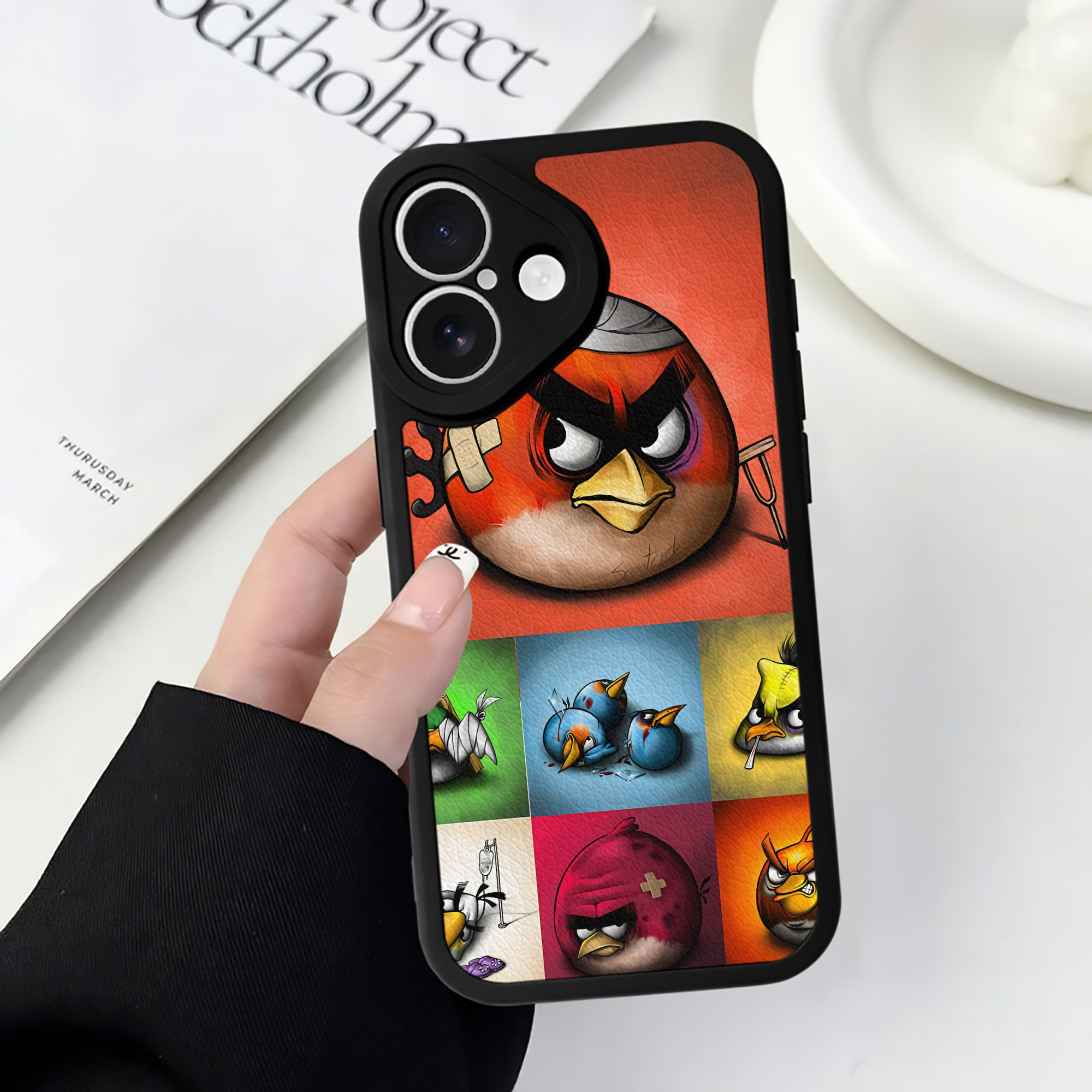 （画像用） Angry Birds アングリーバード 【iPhone 16シリーズ対応】シリコンスマホケース（レザー調） 材質：シリコン